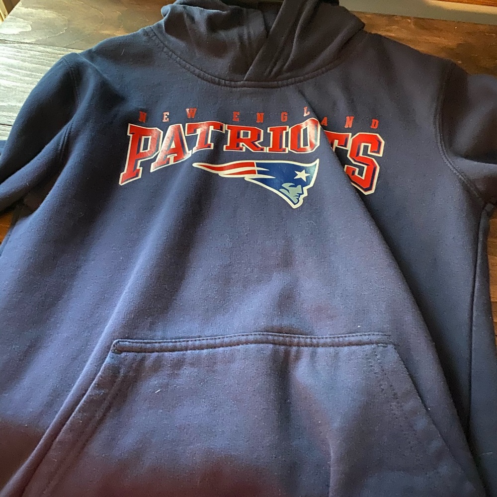 New England patriots sweatshirt